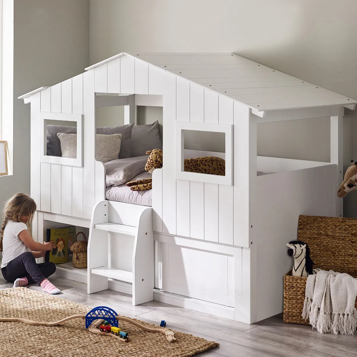 Julian Bowen Acorn Treehouse Midsleeper & Storage Unit