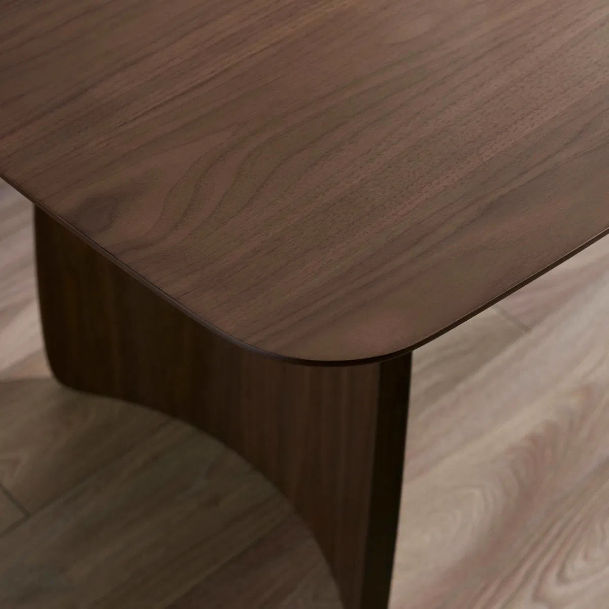 Rectangular Walnut Dining Table | Artemis | Julian Bowen - Wood Velvet