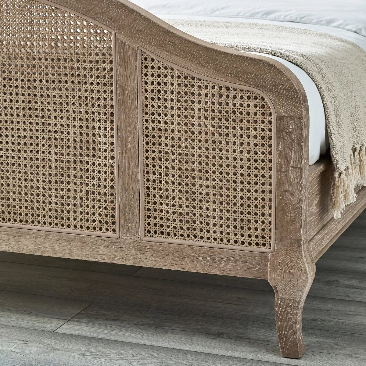 Julian Bowen Fleur Rattan Bed - Wood Velvet